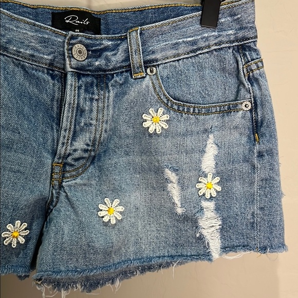 Rails Shorts Jean Jesse Daisy Vintage Distressed  Embroidery Fray Edge Button - Picture 3 of 13